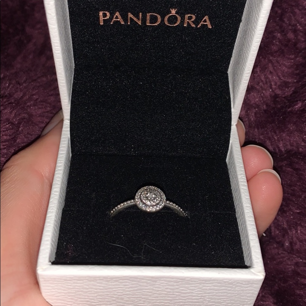 Pandora Radiant Elegant Ring